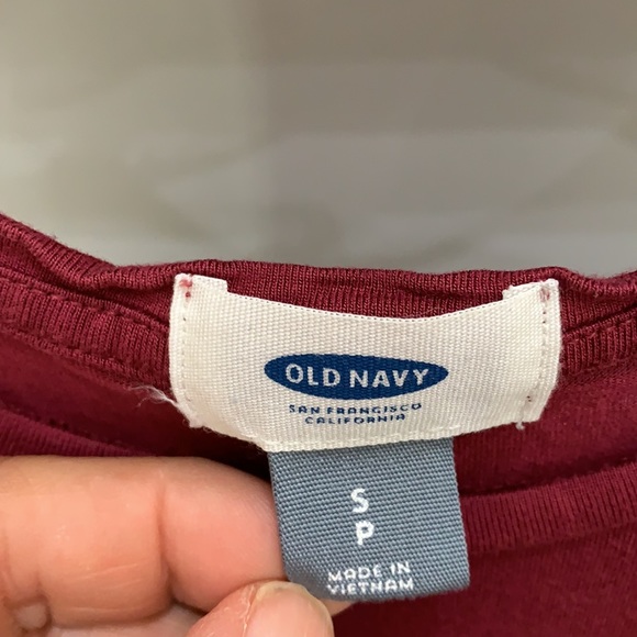 {Old Navy}Sz S Wine Color Tank w/Floral print - Picture 2 of 4